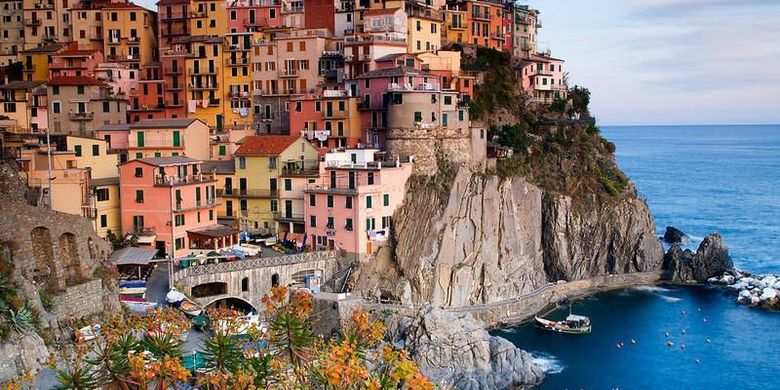 Wide bm 150928 download3 manarola 1 export 600 800
