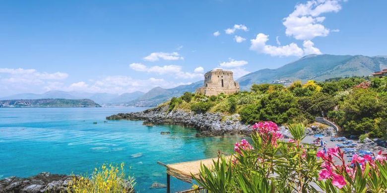 Wide shutterstock torre crawford kalabrien italien 440095129 export 600 800